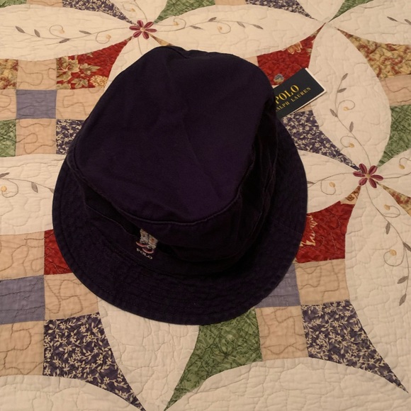 Polo: Bear cotton twill bucket hat. - Picture 6 of 10